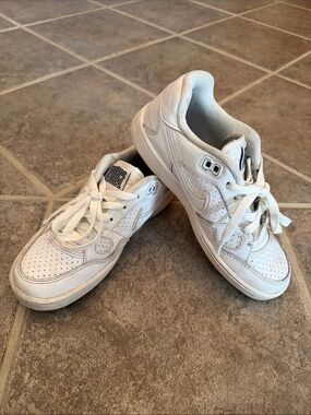 Nike Son of Force GS White Low-Top Leather Sneakers
